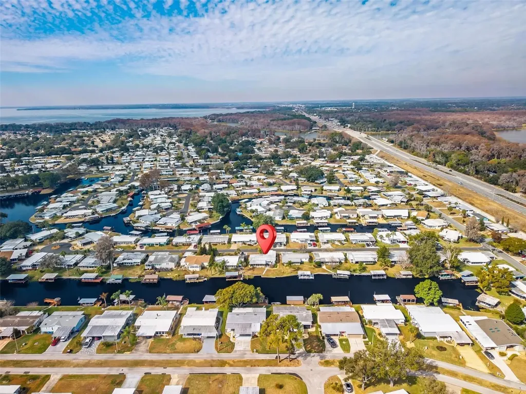 1018 Southland Drive Tavares FL 32778