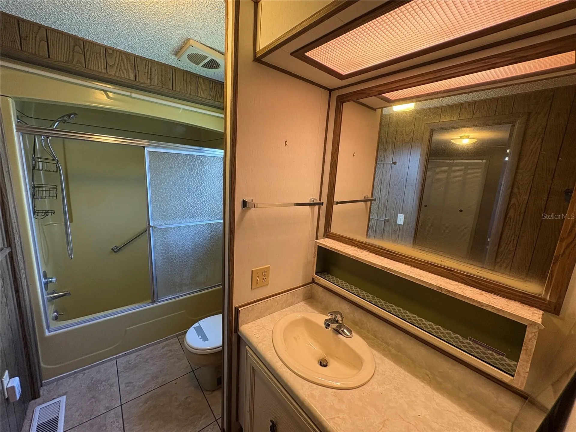 1018 Southland Drive Tavares FL 32778