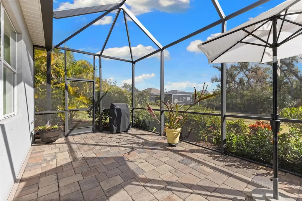 6343 Laurel Wood Run Sarasota FL 34243