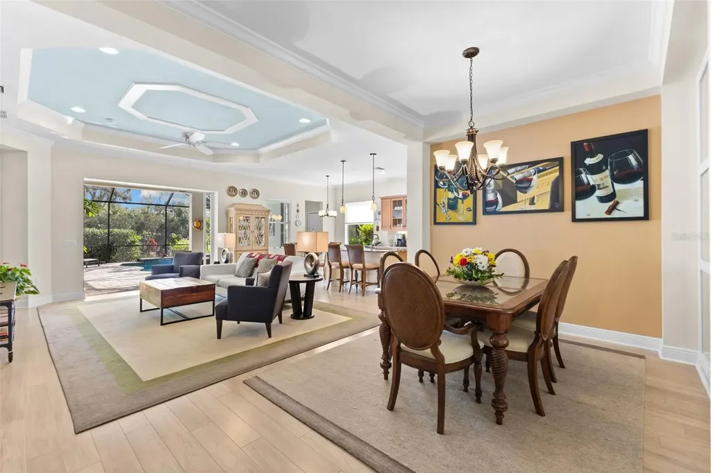 6343 Laurel Wood Run Sarasota FL 34243