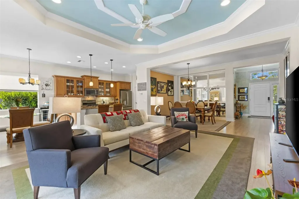 6343 Laurel Wood Run Sarasota FL 34243