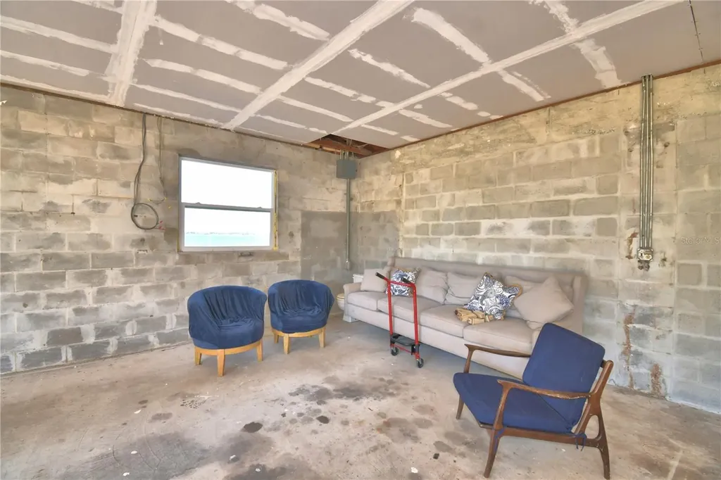 1173 S Lake Reedy Boulevard Frostproof FL 33843