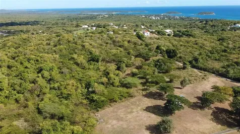 55 Calle La Llave Vieques PR 00765