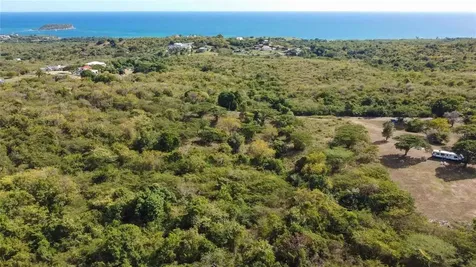 55 Calle La Llave Vieques PR 00765