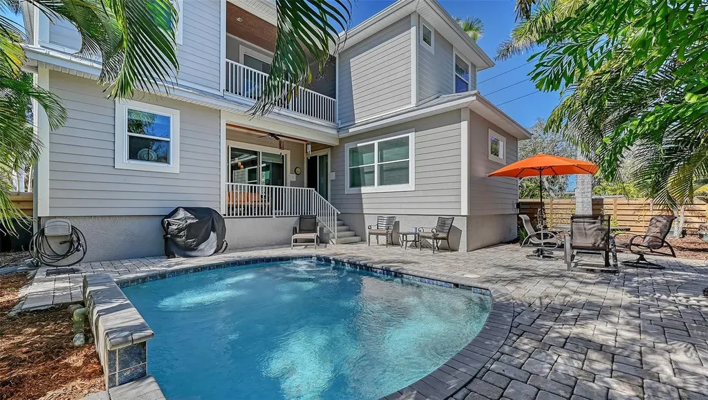 5201 Avenida Del Mare Sarasota FL 34242