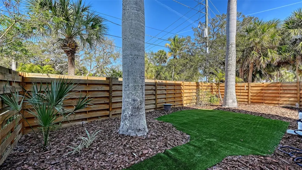 5201 Avenida Del Mare Sarasota FL 34242
