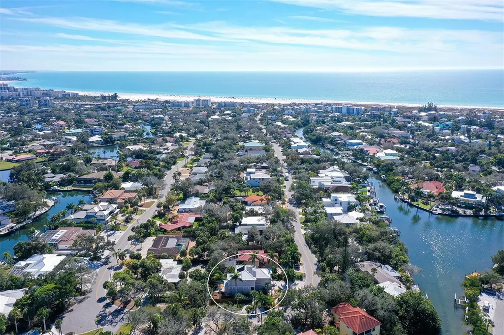 5201 Avenida Del Mare Sarasota FL 34242