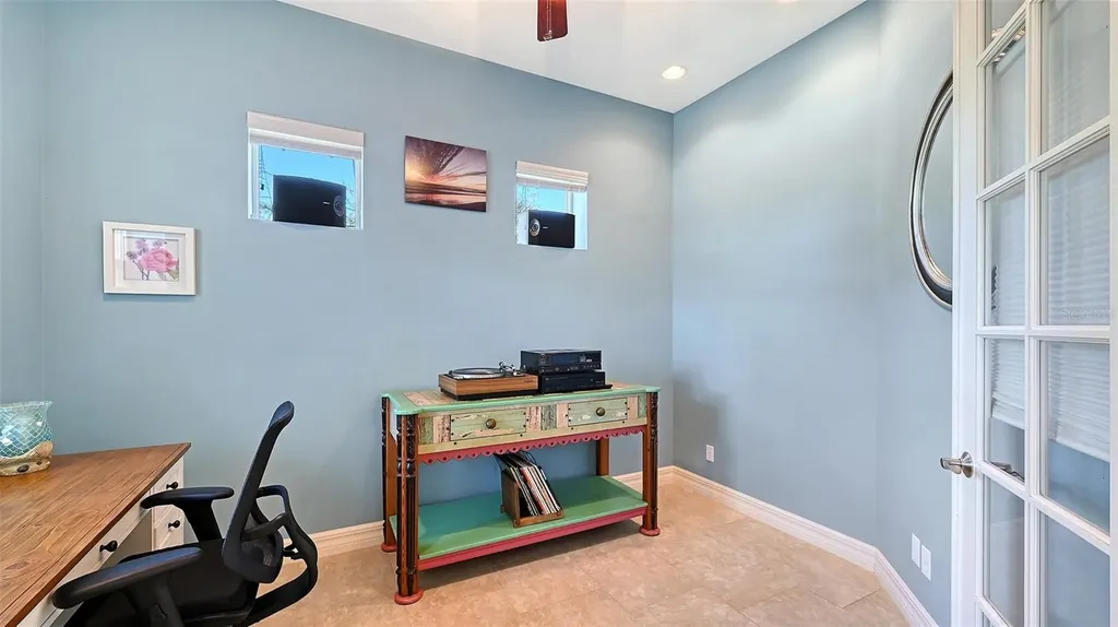 5201 Avenida Del Mare Sarasota FL 34242