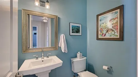 5201 Avenida Del Mare Sarasota FL 34242