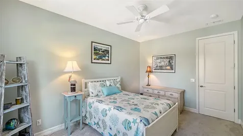5201 Avenida Del Mare Sarasota FL 34242