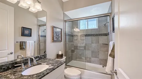 5201 Avenida Del Mare Sarasota FL 34242