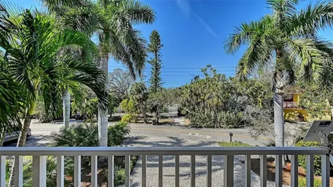 5201 Avenida Del Mare Sarasota FL 34242