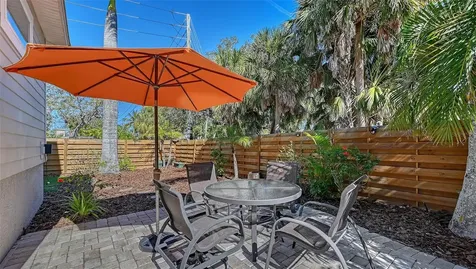 5201 Avenida Del Mare Sarasota FL 34242