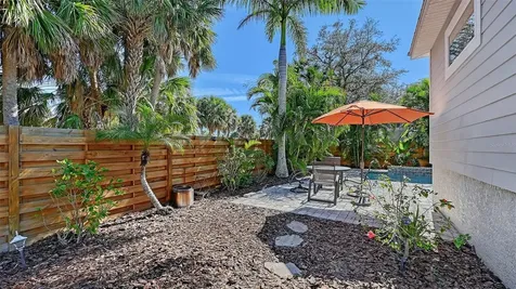5201 Avenida Del Mare Sarasota FL 34242