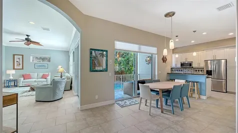 5201 Avenida Del Mare Sarasota FL 34242