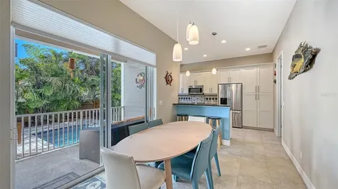 5201 Avenida Del Mare Sarasota FL 34242