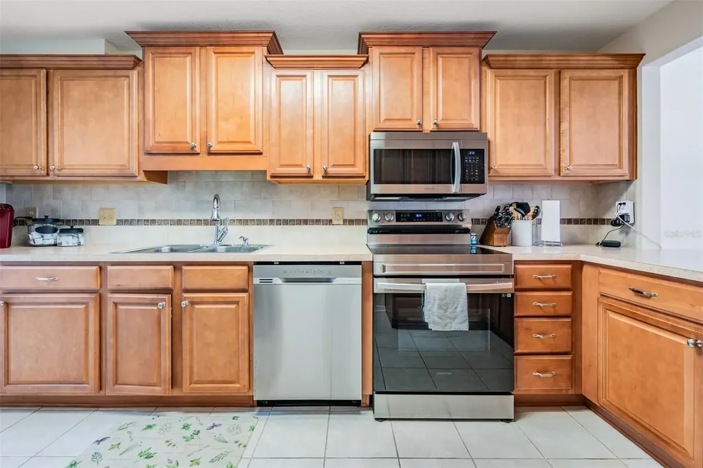 3505 Tarpon Woods Boulevard Palm Harbor FL 34685