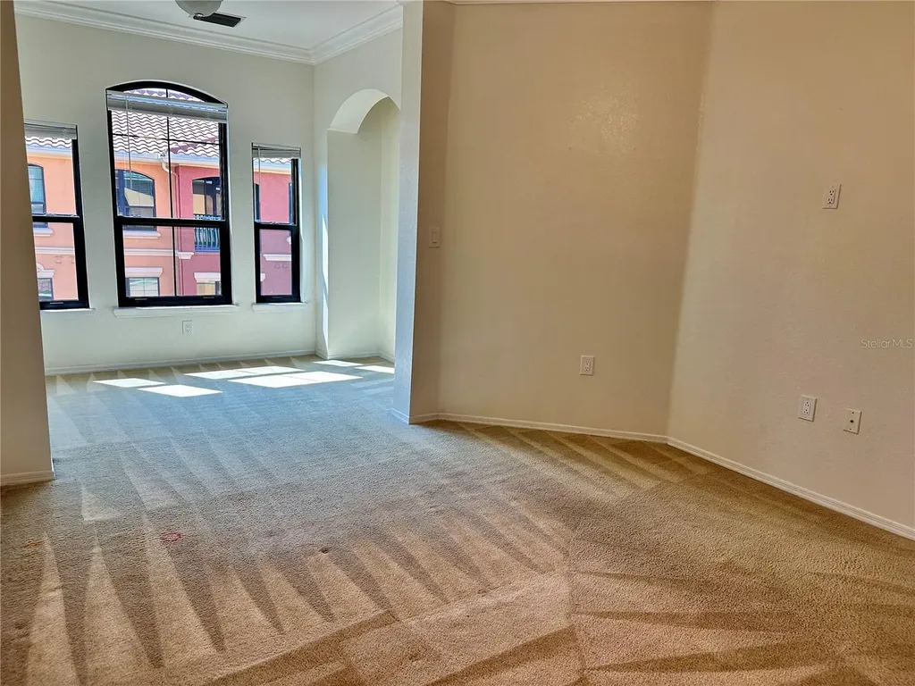 2733 Via Cipriani Clearwater FL 33764