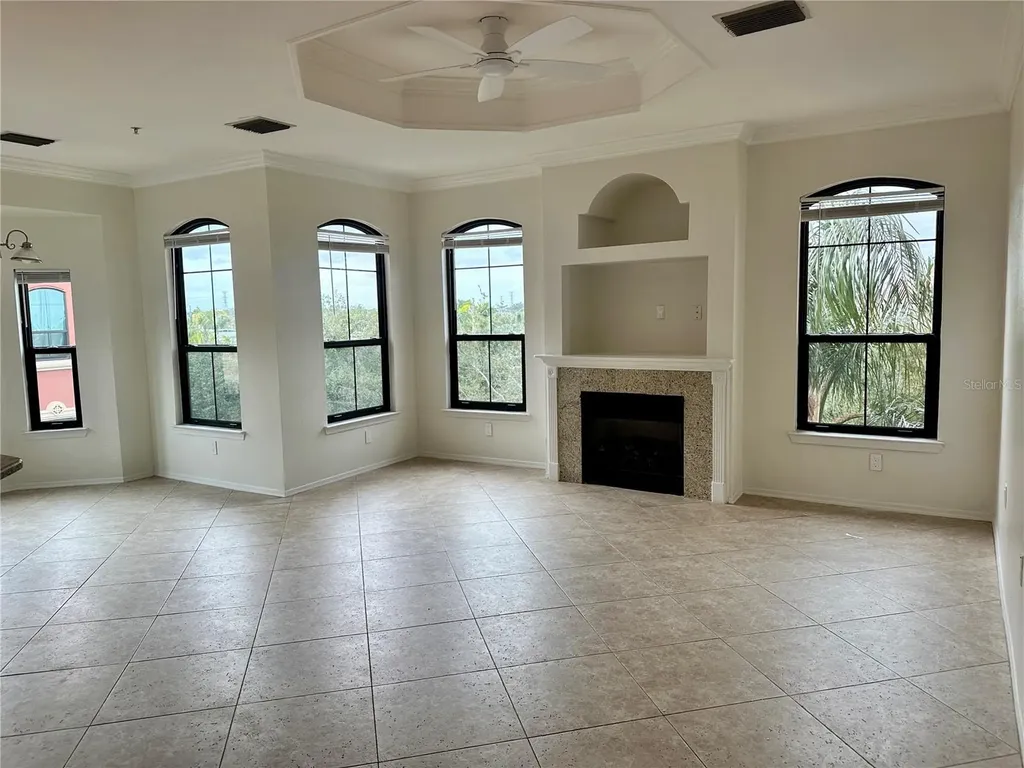 2733 Via Cipriani Clearwater FL 33764