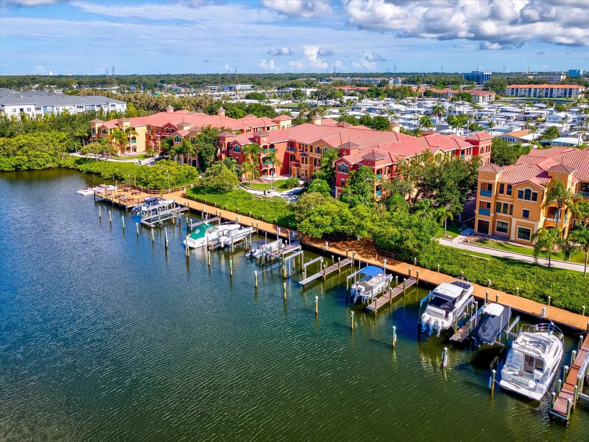 2733 Via Cipriani Clearwater FL 33764
