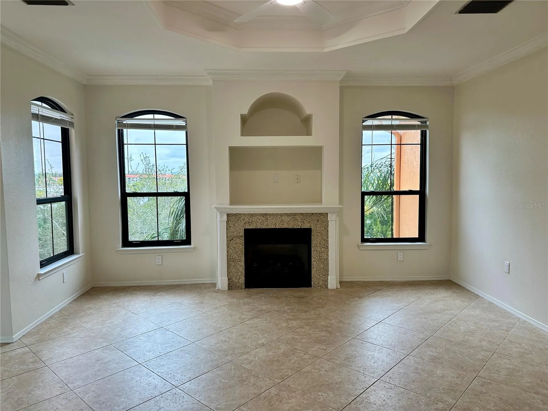 2733 Via Cipriani Clearwater FL 33764