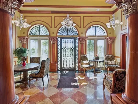 2733 Via Cipriani Clearwater FL 33764