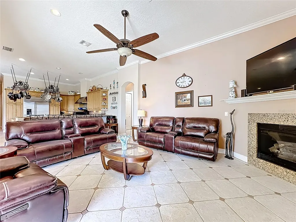 2833 Falcon Ridge Clermont FL 34711