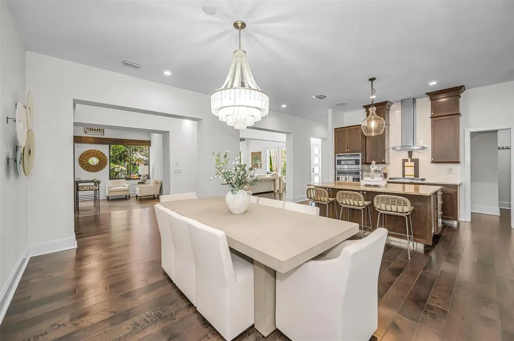 1710 Brightwaters Boulevard NE St Petersburg FL 33704