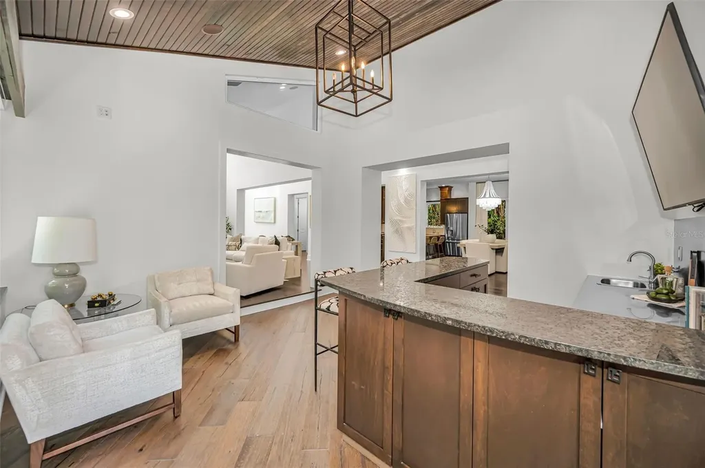 1710 Brightwaters Boulevard NE St Petersburg FL 33704