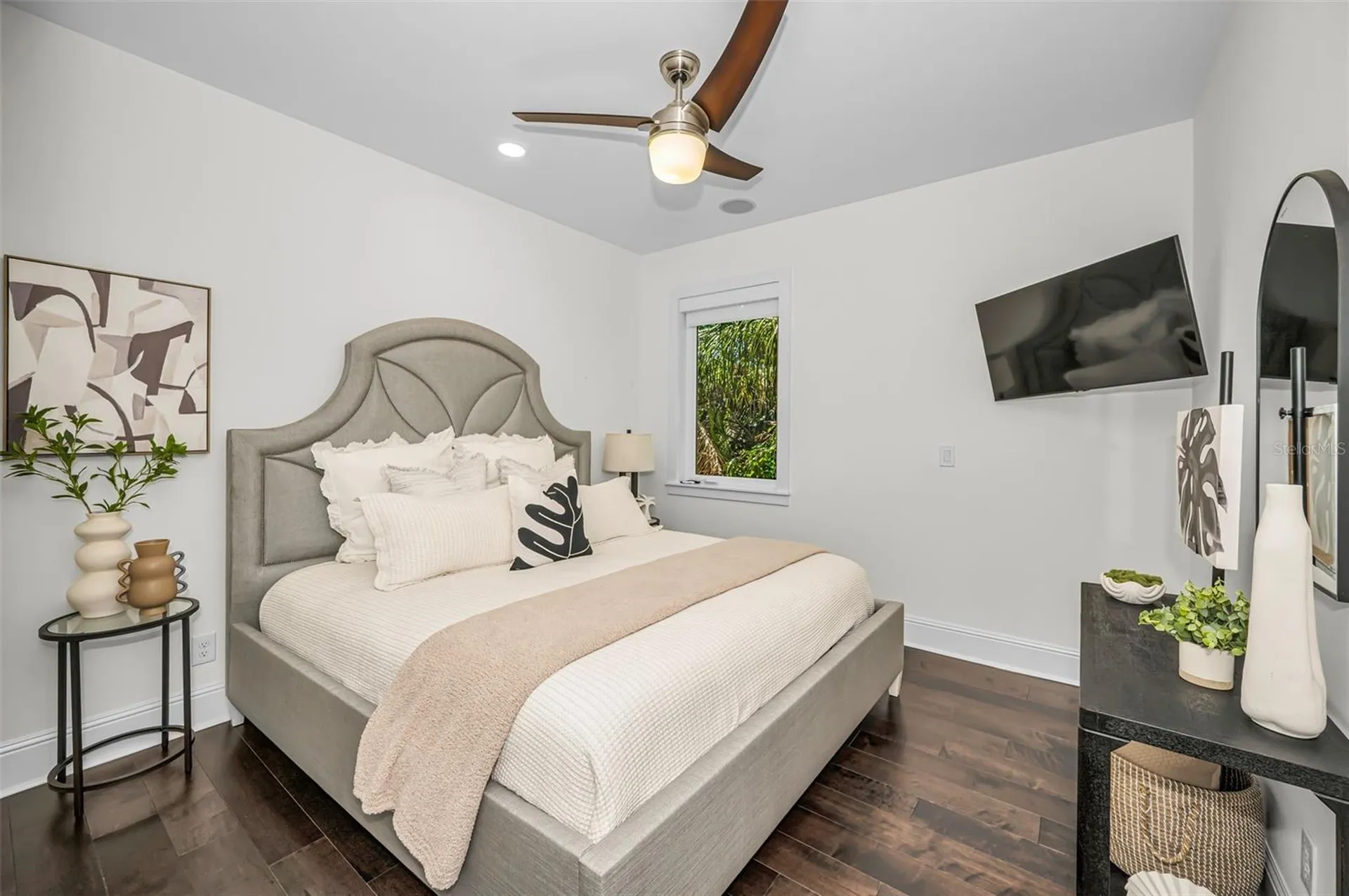1710 Brightwaters Boulevard NE St Petersburg FL 33704