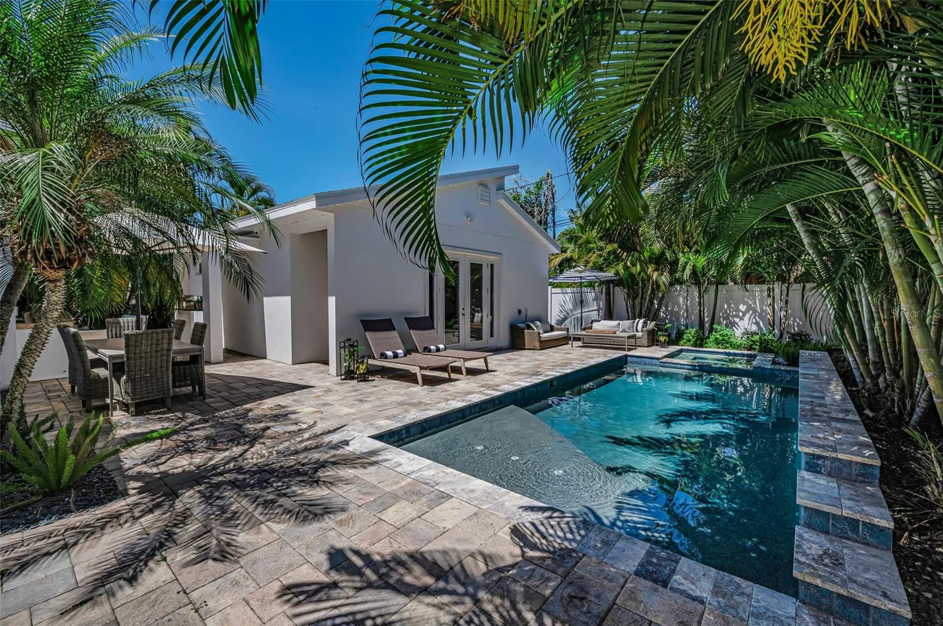 1710 Brightwaters Boulevard NE St Petersburg FL 33704