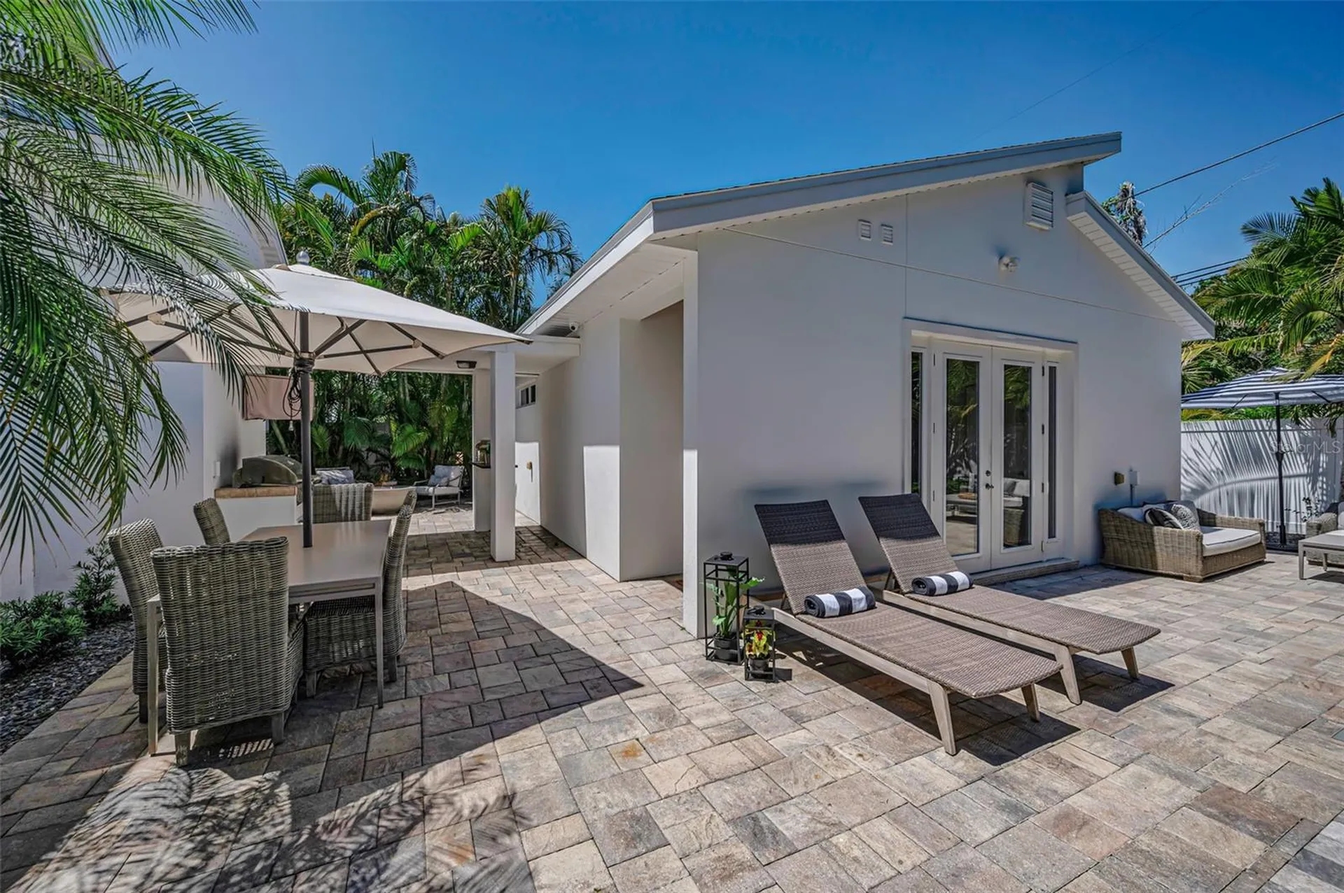 1710 Brightwaters Boulevard NE St Petersburg FL 33704