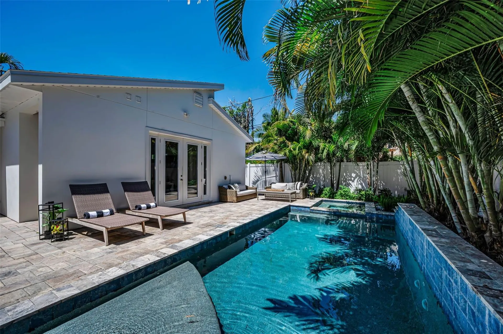 1710 Brightwaters Boulevard NE St Petersburg FL 33704