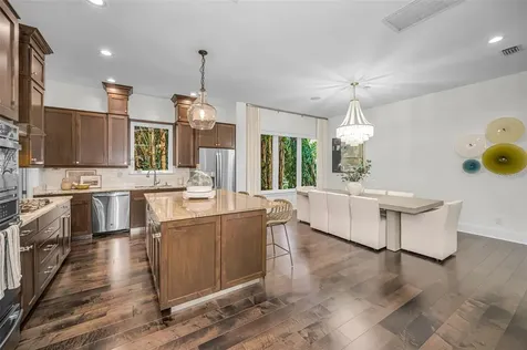 1710 Brightwaters Boulevard NE St Petersburg FL 33704