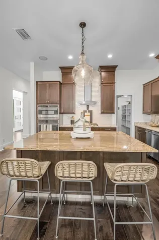 1710 Brightwaters Boulevard NE St Petersburg FL 33704