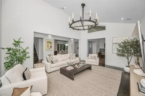 1710 Brightwaters Boulevard NE St Petersburg FL 33704