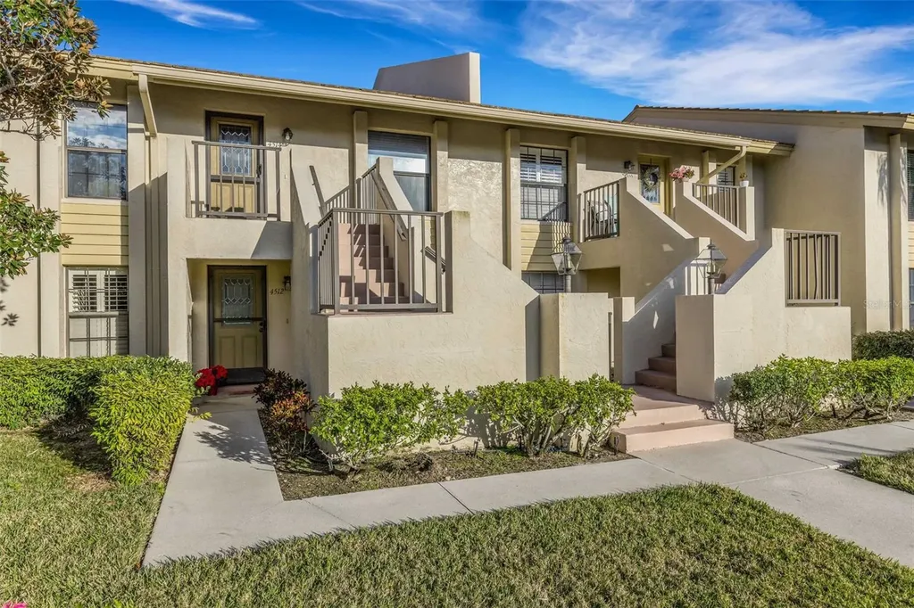 4514 Weybridge Sarasota FL 34235
