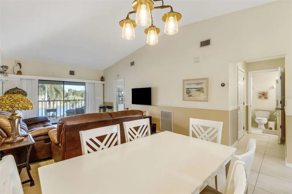 4514 Weybridge Sarasota FL 34235