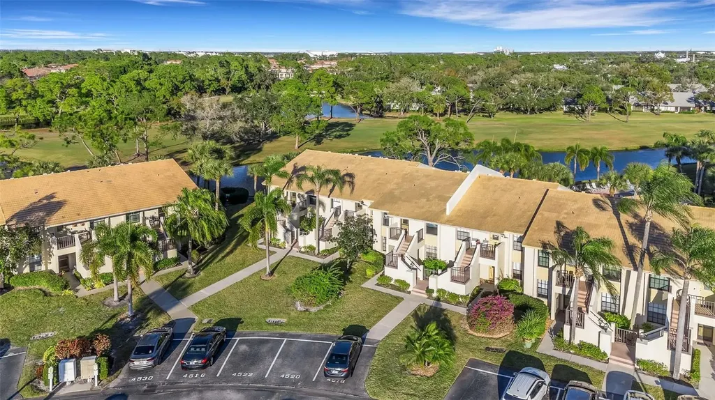 4514 Weybridge Sarasota FL 34235