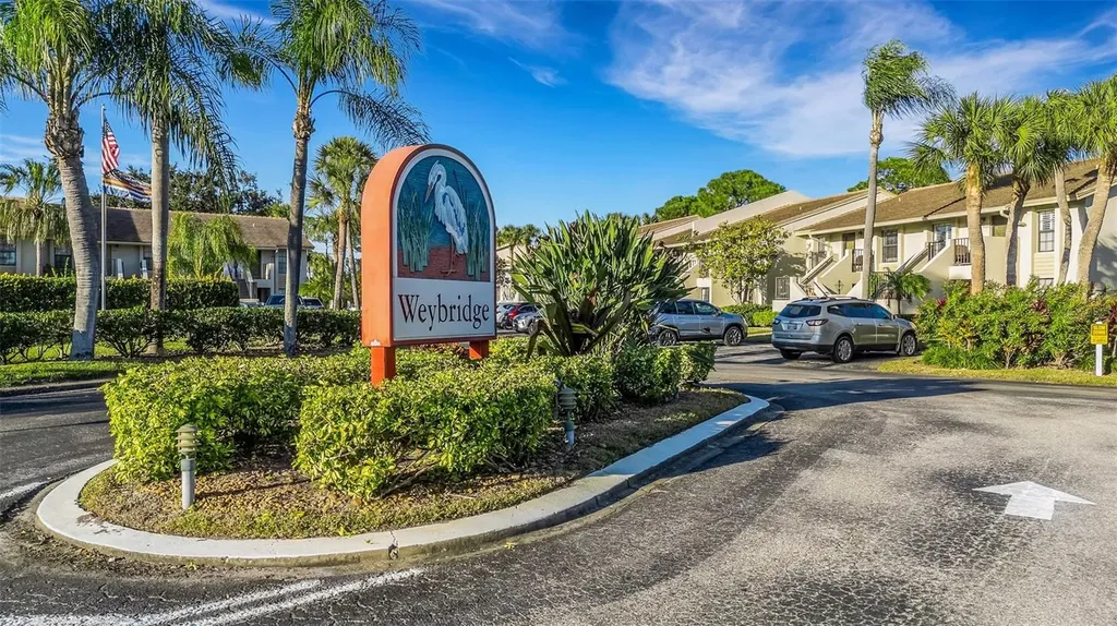 4514 Weybridge Sarasota FL 34235