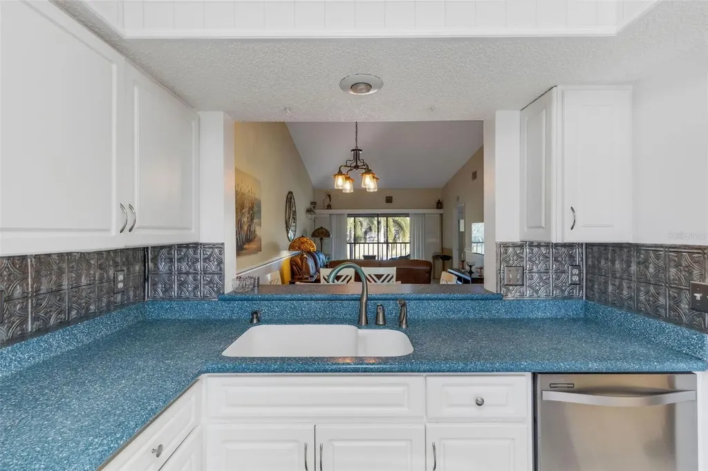 4514 Weybridge Sarasota FL 34235