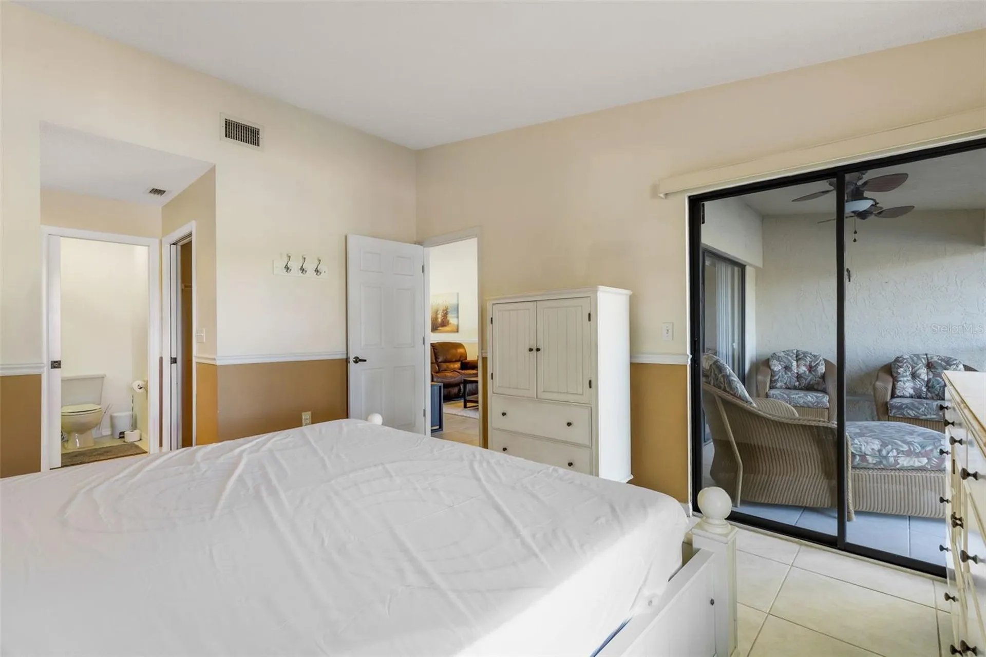 4514 Weybridge Sarasota FL 34235
