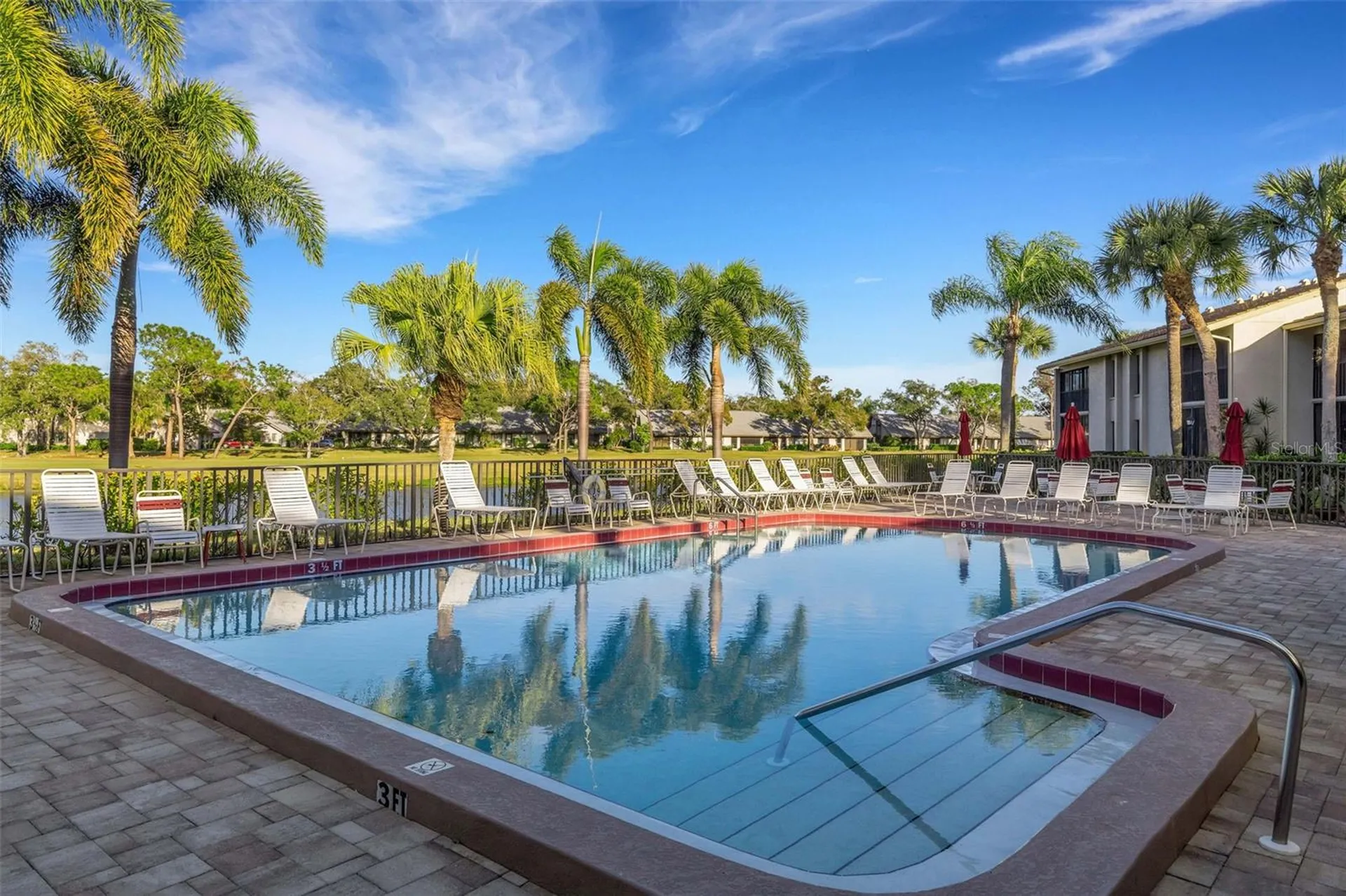 4514 Weybridge Sarasota FL 34235