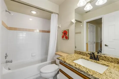 4514 Weybridge Sarasota FL 34235