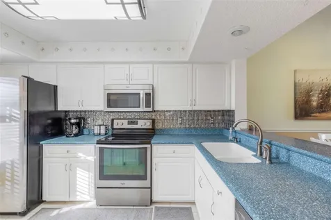 4514 Weybridge Sarasota FL 34235