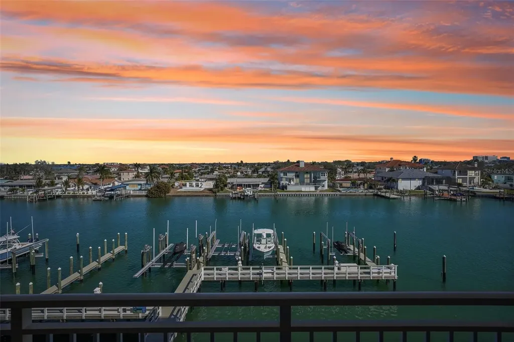 125 Island Way Clearwater Beach FL 33767