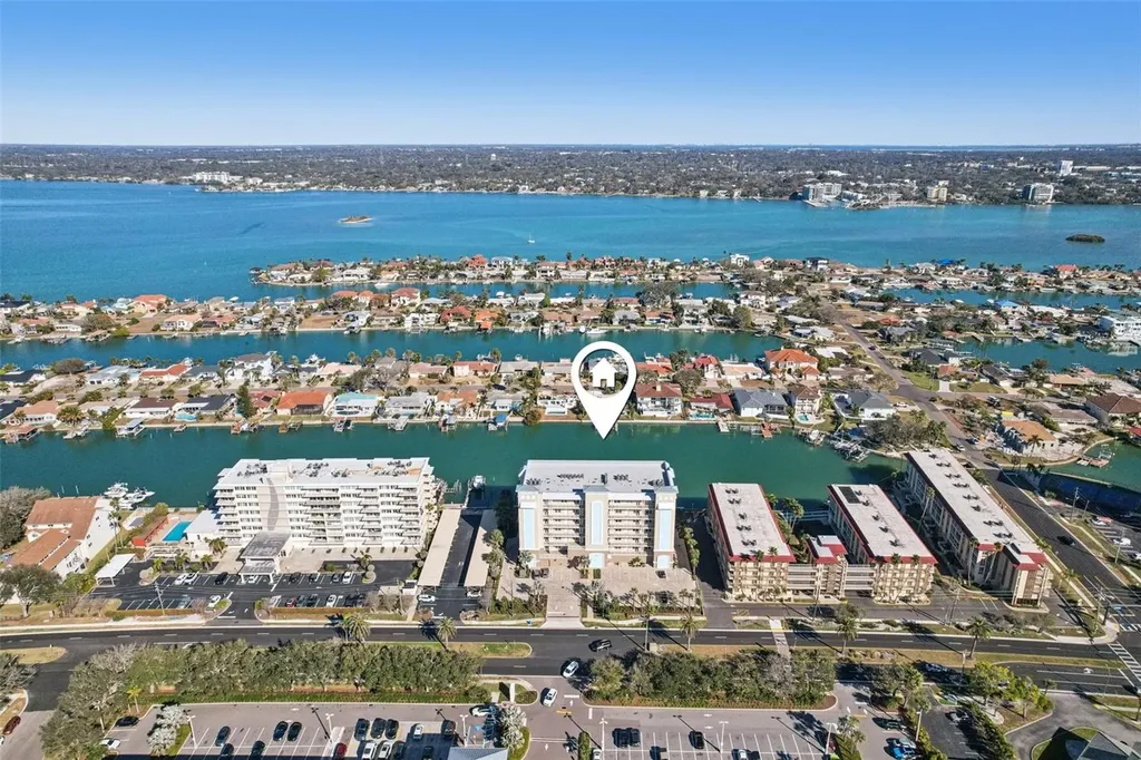 125 Island Way Clearwater Beach FL 33767
