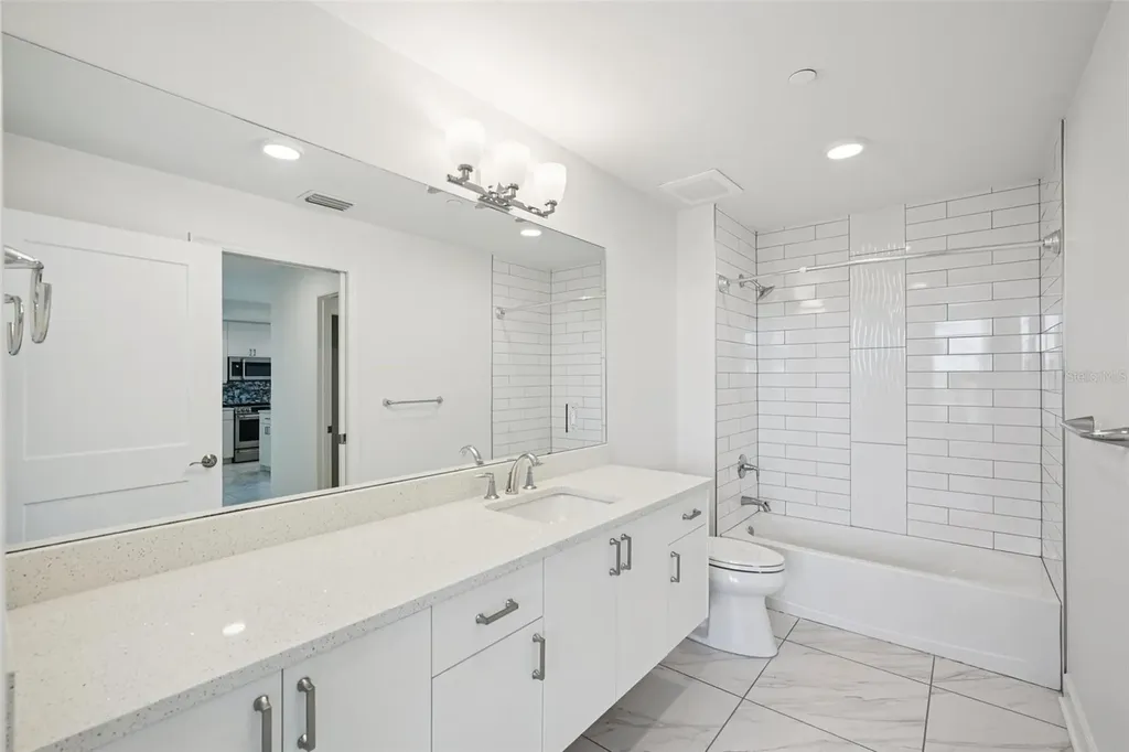 125 Island Way Clearwater Beach FL 33767