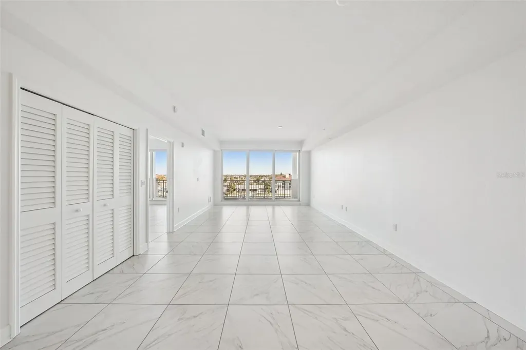 125 Island Way Clearwater Beach FL 33767