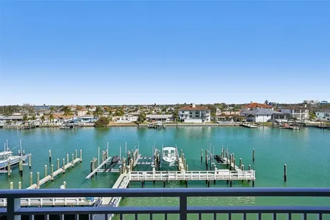 125 Island Way Clearwater Beach FL 33767